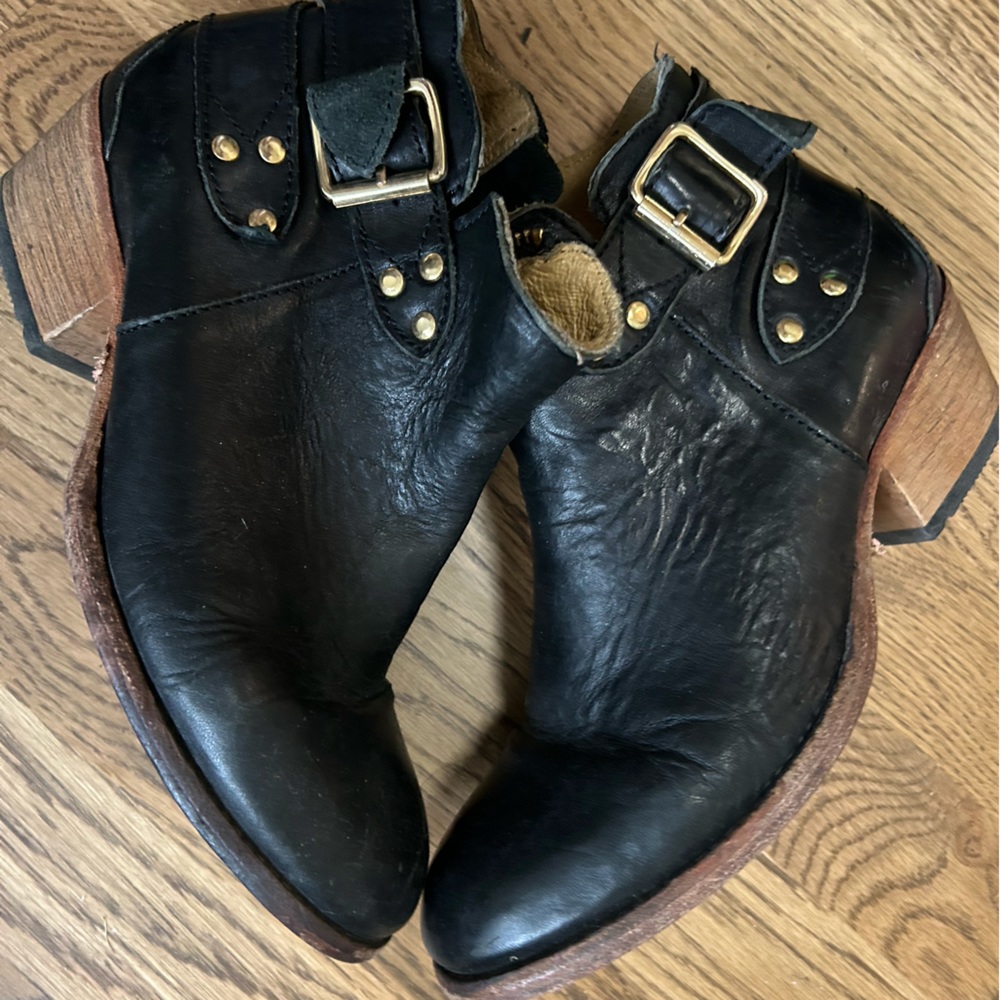Hudson black leather boots size 7 (37)